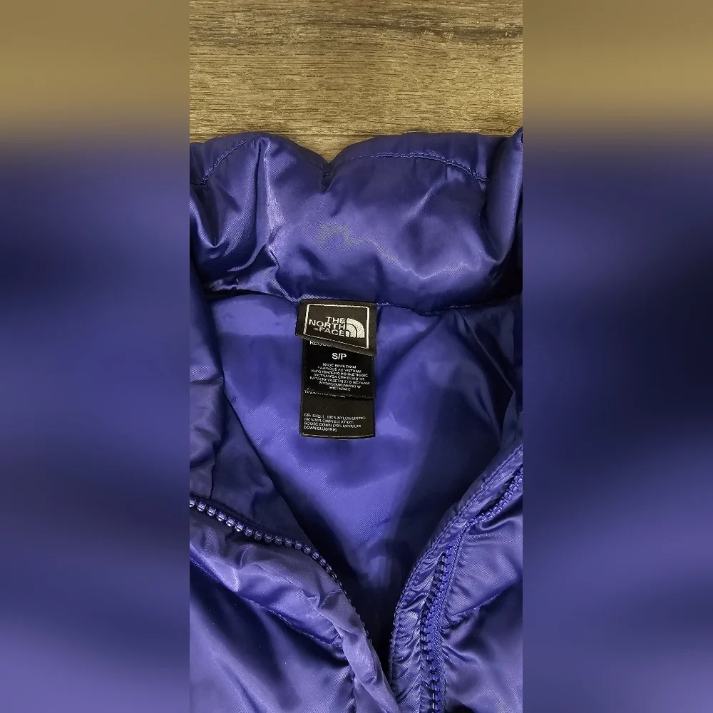 Women's The North Face Aconcagua 550 Puffer Zip Jacket-Size Small - Picture 3 of 6
